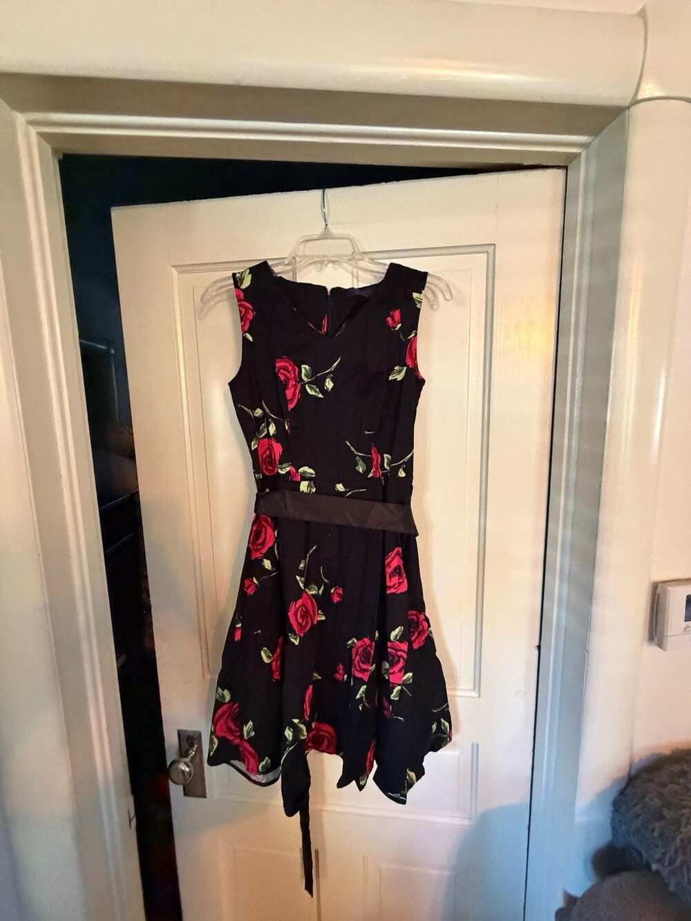 BRIDESMAY Vintage Floral Rose Swing Dress Size M Black Red Retro Rockabilly